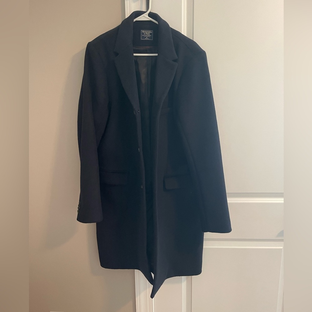 Men’s Abercrombie peacoat